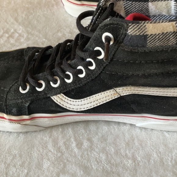 Vans Black and White High-Tops - Picture 6 of 6